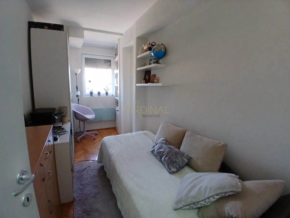 Prodaja, dvosoban stan, 66m², Centar, Jagodina