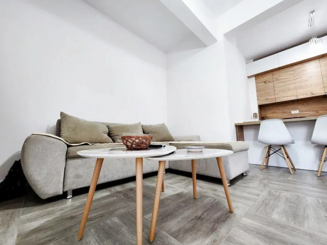 Rent, one bedroom apartment, 47m², Šušanj, Bar