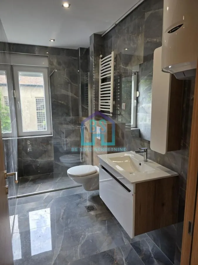 Prodaja, dvosoban stan, 49m², Grbavica, Novi Sad Sve Podlokacije