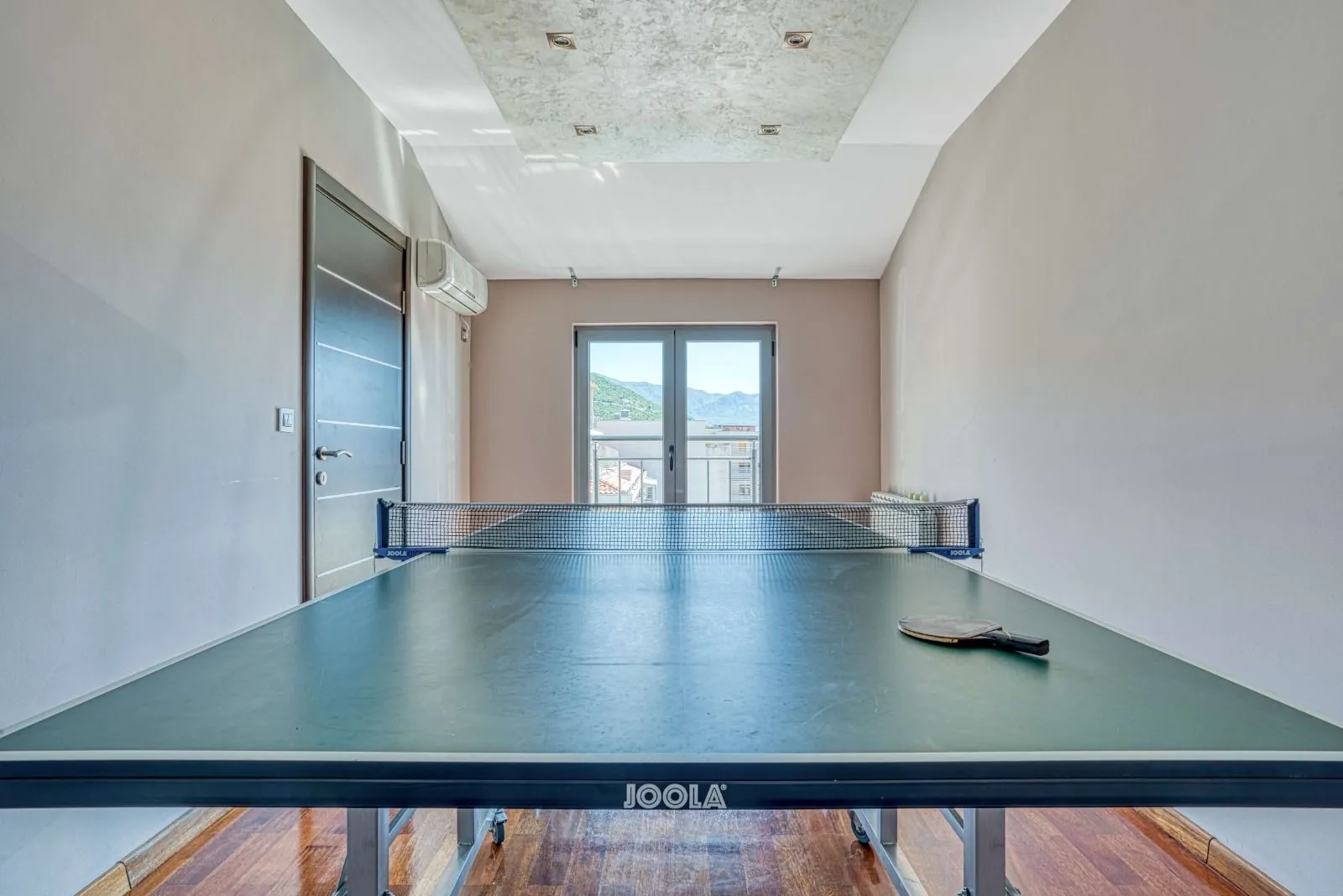 Sale, four bedroom apartment, 188m², Centar, Budva