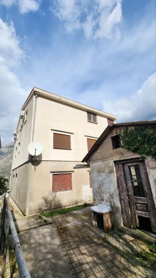 Sale, house, 787m², Kotor, Crna Gora