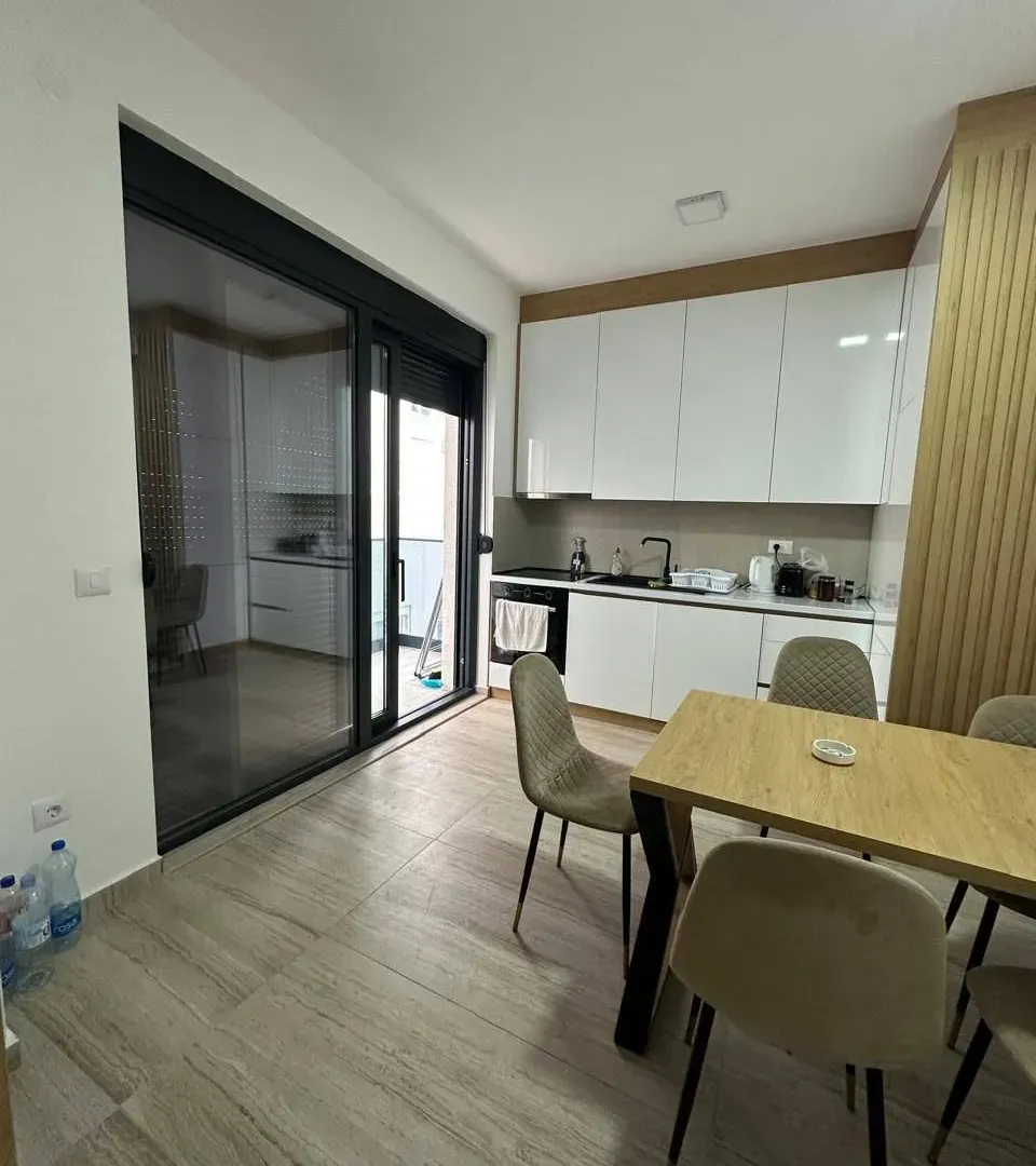 Sale, two bedroom apartment, 61m², Bečići, Budva
