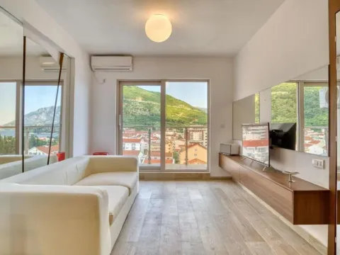 Rent, studio apartment, 33m², Budva, Crna Gora - image 6