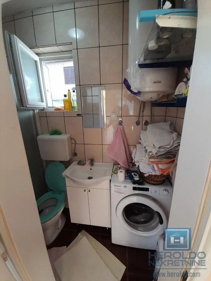 Sale, house, 265m², Ćuprija, Srbija