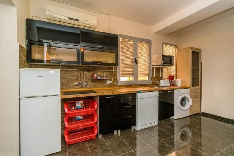 Prodaja, jednosoban stan, 45m², Rafailovići, Budva