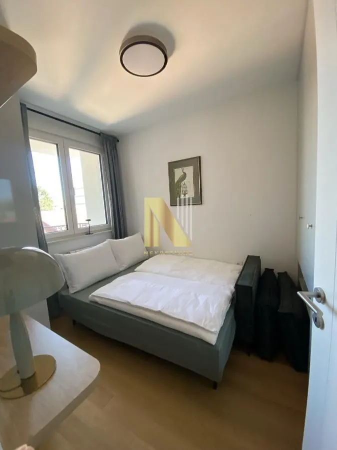 Izdavanje, jednosoban stan, 31m², Centar, Novi Sad