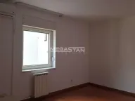 Izdavanje, četvorosoban stan, 203m², Vračar Hram, Vračar Sve Podlokacije - image 7