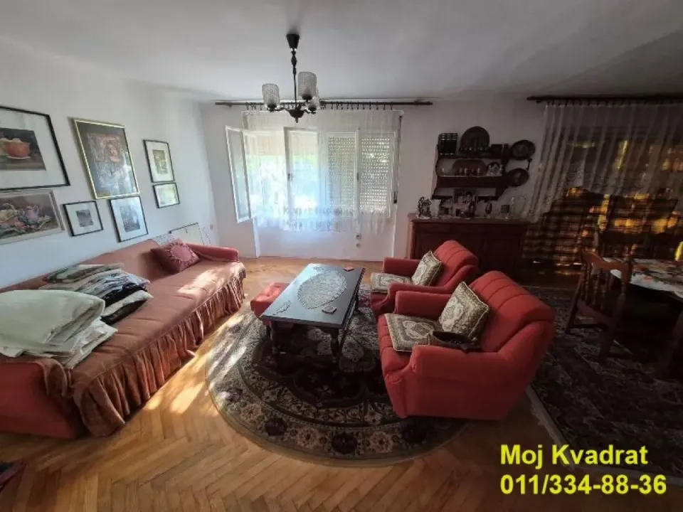 Prodaja, kuća, 194m², Ruma, Srbija