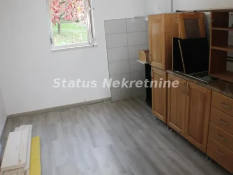 Izdavanje, kuća, 160m², Sremska Kamenica, Petrovaradin - image 3