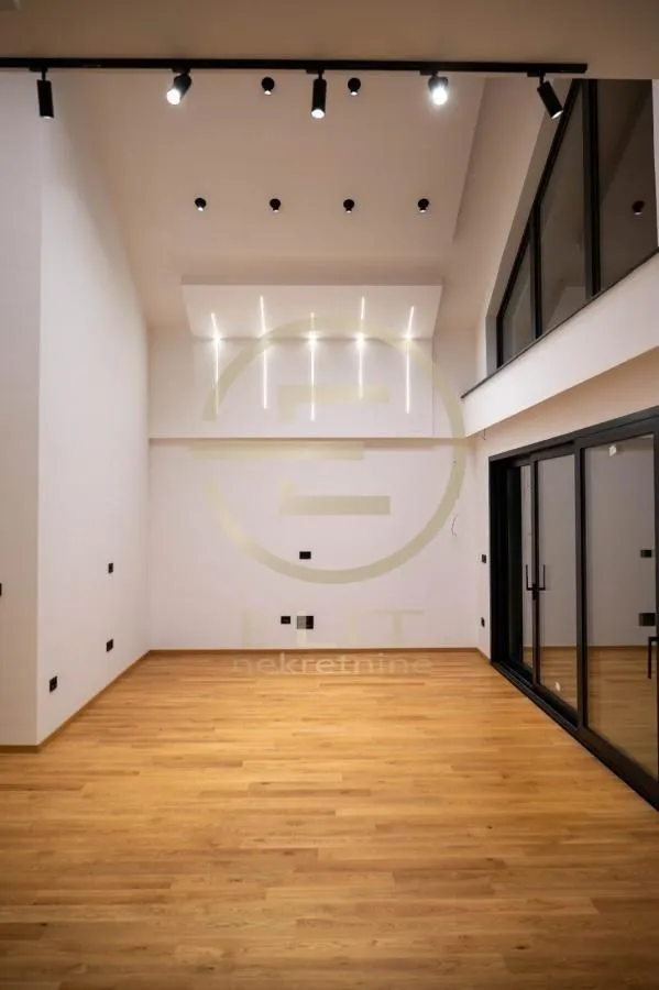 Prodaja, kuća, 143m², Veternik, Novi Sad Sve Podlokacije