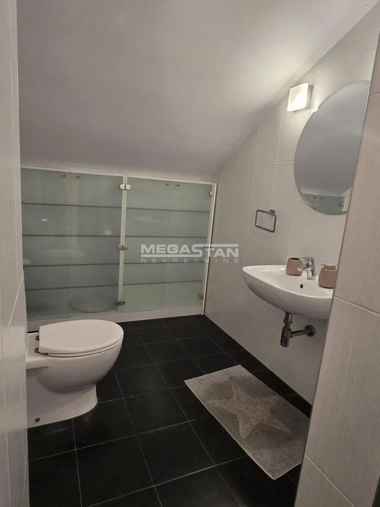 Prodaja, stan, 160m², Vračar Sve Podlokacije, Beograd