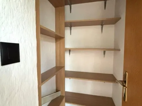 Izdavanje, poslovni prostor, 60m², Centar, Podgorica - image 8