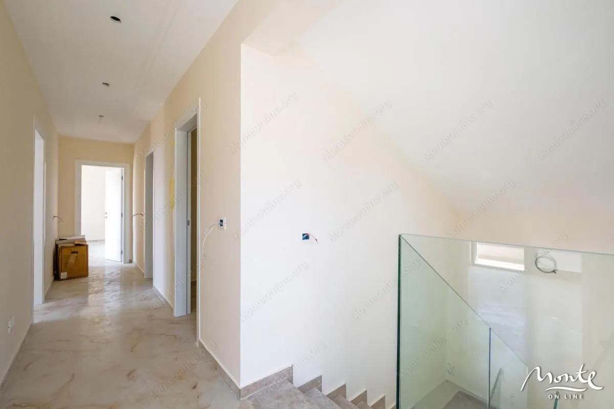 Prodaja, kuća, 403m², Tivat, Crna Gora