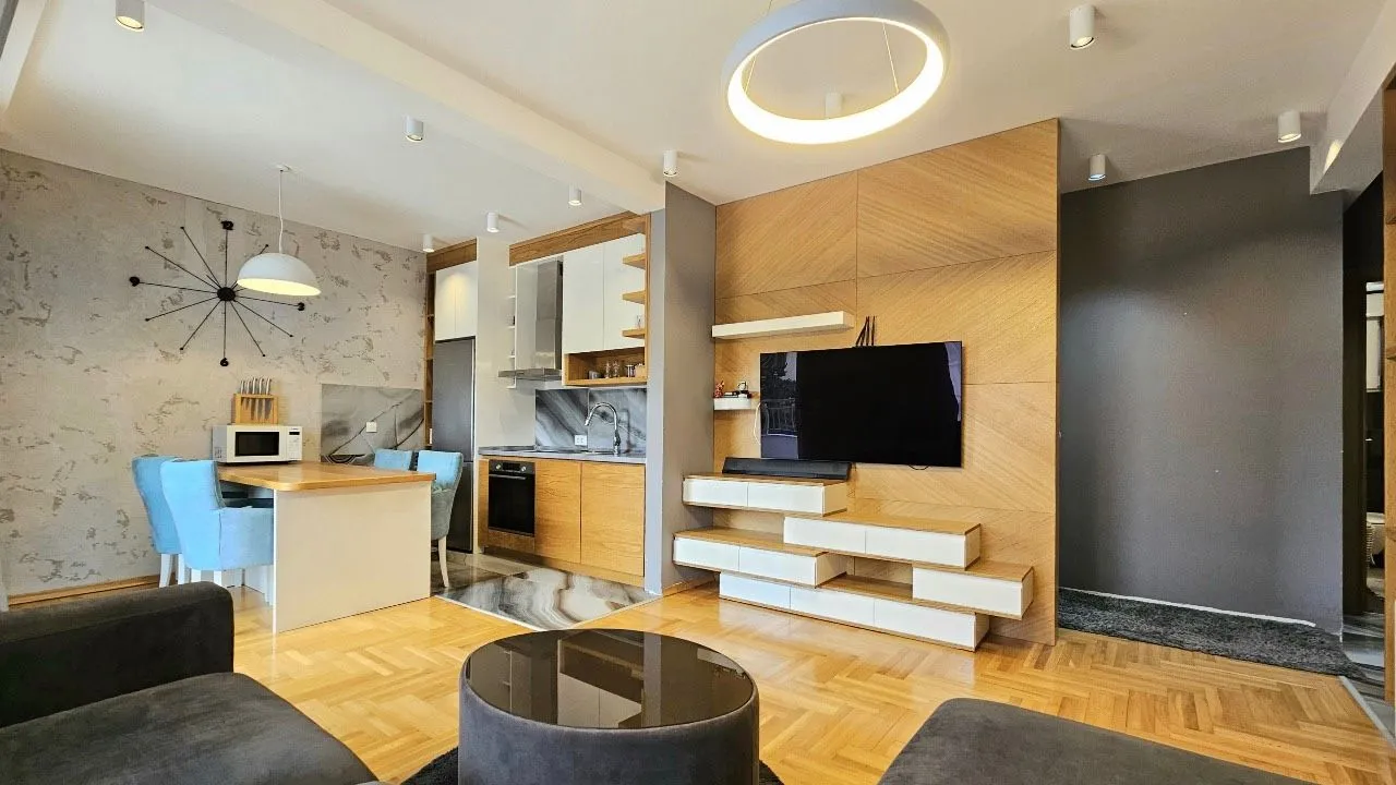 Rent, two bedroom apartment, 63m², Centar, Budva