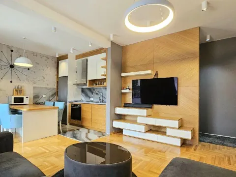 Rent, two bedroom apartment, 63m², Centar, Budva - image 1