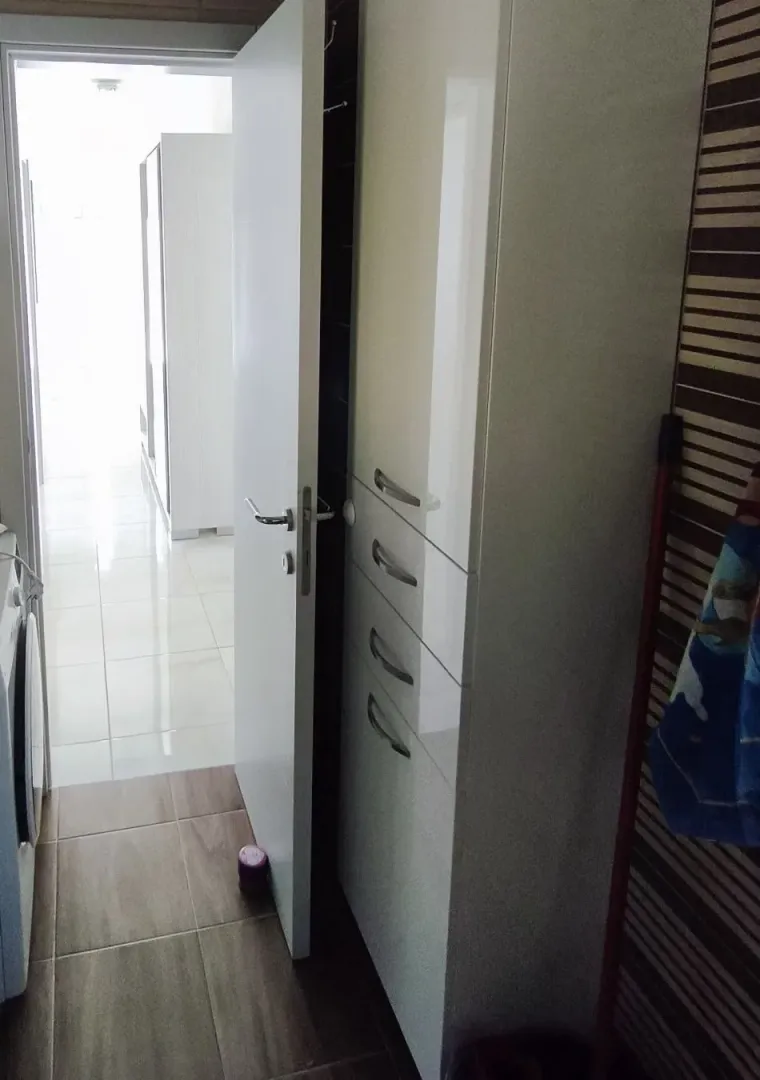 Izdavanje, jednosoban stan, 53m², Topla, Herceg Novi