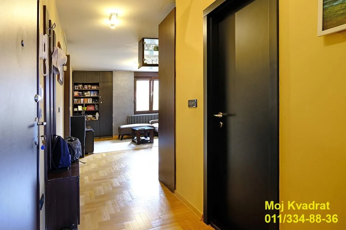 Prodaja, stan, 104m², Golf Naselje, Beograd