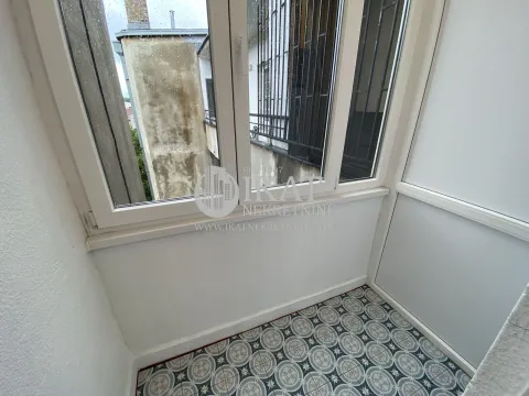 Izdavanje, četvorosoban stan, 105m², Slavija, Vračar Sve Podlokacije - image 9