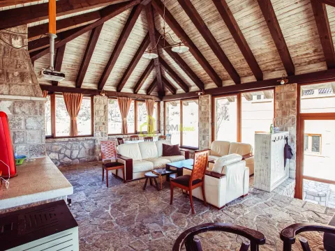 Prodaja, kuća, 285m², Cetinje, Crna Gora - image 6