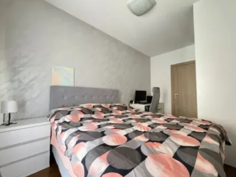 Izdavanje, dvosoban stan, 74m², Master Kvart, Podgorica - image 4