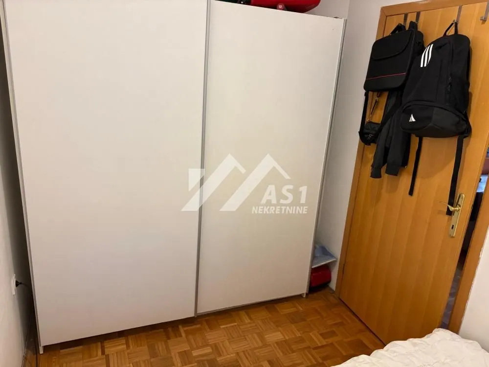 Izdavanje, jednosoban stan, 34m², Nova Detelinara, Novi Sad Sve Podlokacije