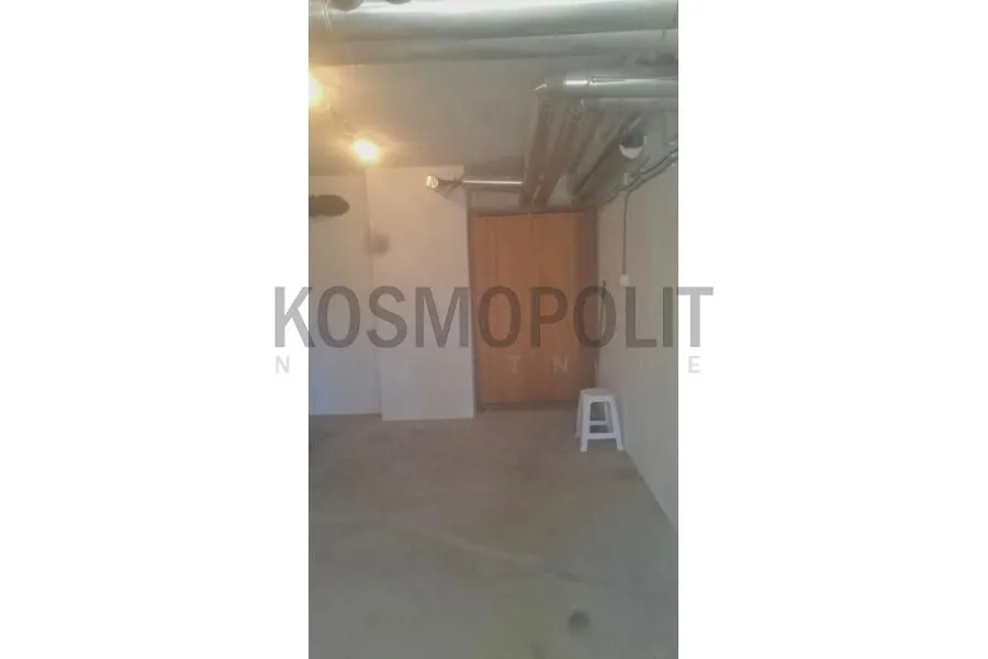 Prodaja, trosoban stan, 74m², Banovo Brdo, Beograd