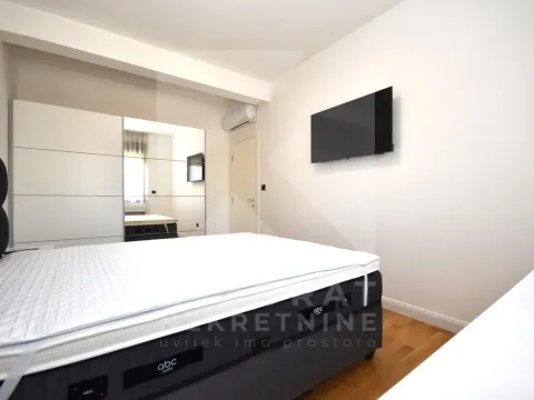 Rent, three bedroom apartment, 130m², Dalmatinska ulica, Podgorica - image 11