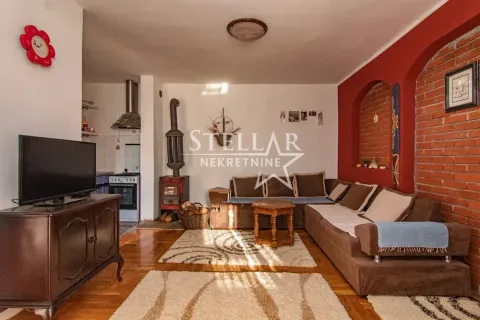 Izdavanje, kuća, 65m², Ćurilac, Danilovgrad - image 3