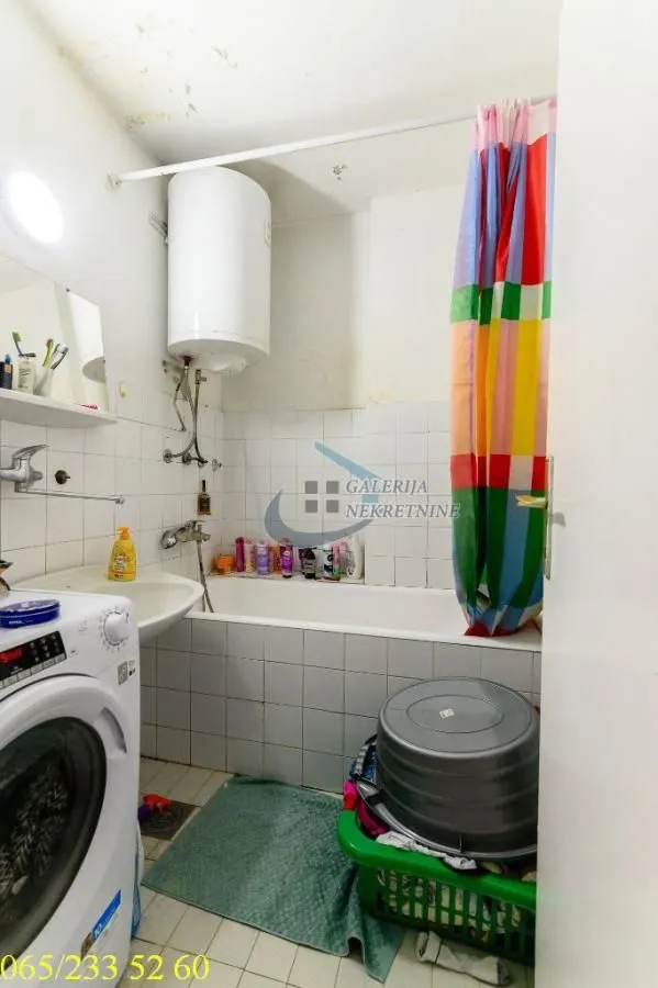 Sale, three bedroom apartment, 73m², Novi Beograd Blok 34, Novi Beograd Sve Podlokacije