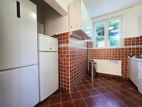 Rent, house, 390m², Zagorič, Podgorica - image 10