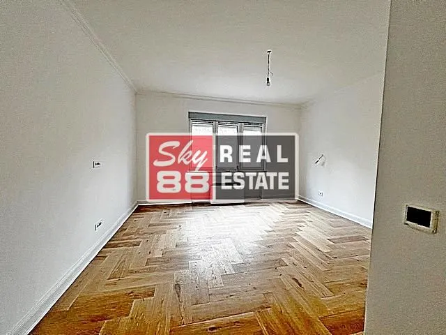 Prodaja, četvorosoban stan, 129m², Palilula Sve Podlokacije, Beograd