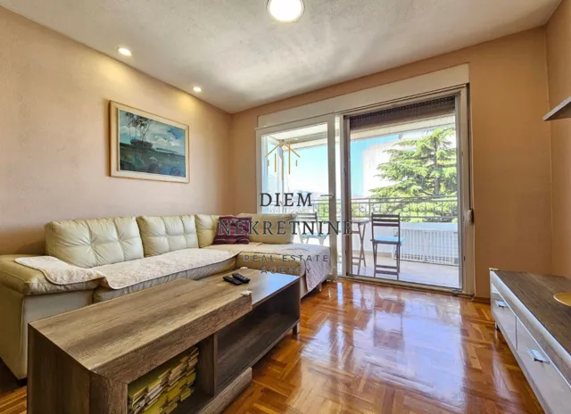 Rent, two bedroom apartment, 60m², Centar, Bar