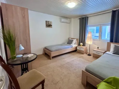 Prodaja, kuća, 263m², Prčanj, Kotor - image 17