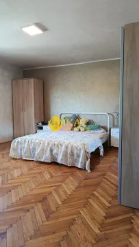 Rent, one bedroom apartment, 43m², Južni Bulevar, Vračar Sve Podlokacije - image 4
