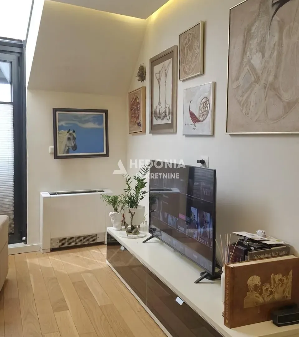Rent, two bedroom apartment, 60m², Vračar Sve Podlokacije, Beograd