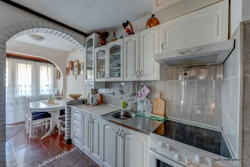 Prodaja, trosoban stan, 105m², Centar, Kruševac