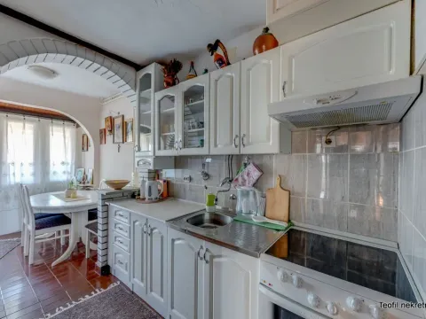 Prodaja, trosoban stan, 105m², Centar, Kruševac - image 7