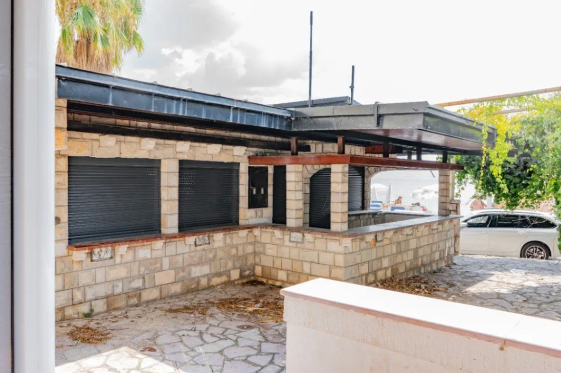 Prodaja, ugostiteljski objekat, 534m², Đenovići, Herceg Novi