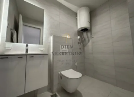 Prodaja, jednosoban stan, 45m², Stari Aerodrom, Podgorica - image 4