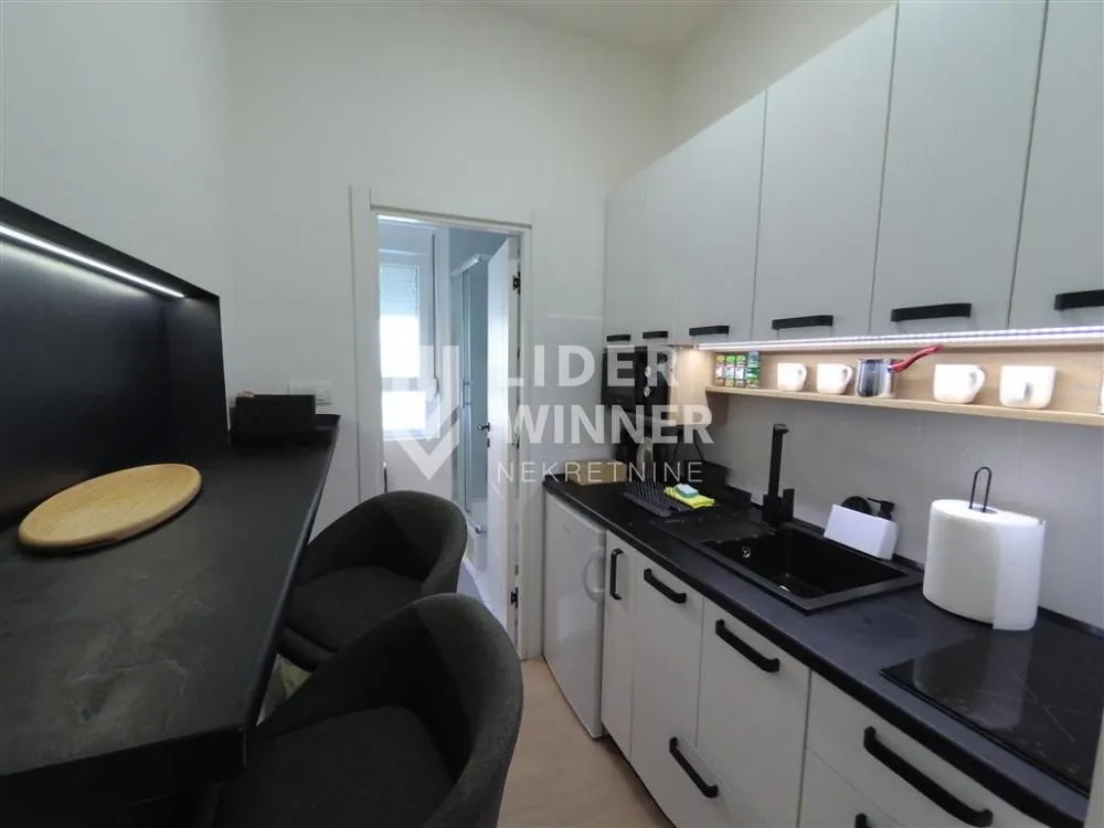 Sale, three bedroom apartment, 68m², Savski Venac, Beograd