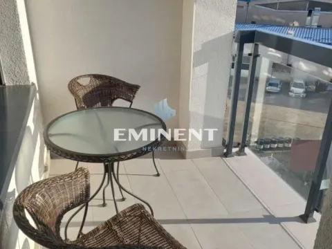 Izdavanje, dvosoban stan, 2m², Zemun Gornji Grad, Zemun Sve Podlokacije - image 11