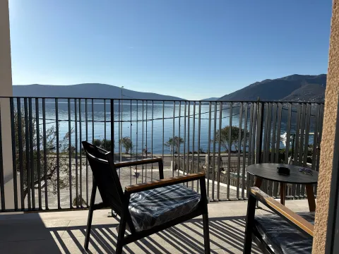 Izdavanje, jednosoban stan, 55m², Tivat, Crna Gora - image 10