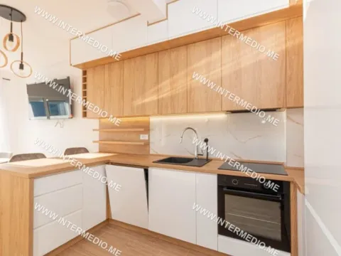 Rent, two bedroom apartment, 61m², Kumbor, Herceg Novi - image 7