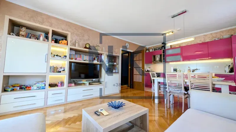Rent, two bedroom apartment, 88m², City Kvart, Podgorica