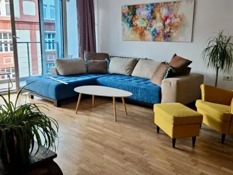 Prodaja, četvorosoban stan, 106m², Vračar, Šid - image 3