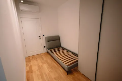 Rent, house, 130m², Ibričevina, Podgorica - image 17