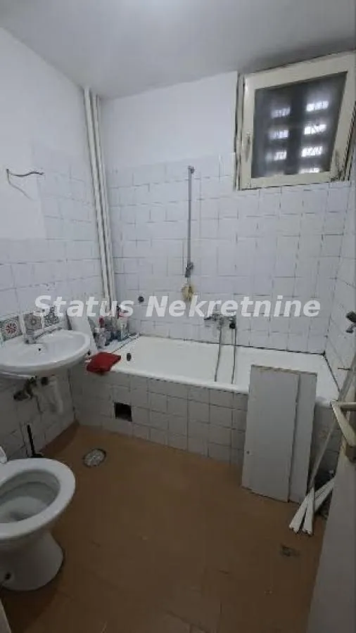 Prodaja, jednosoban stan, 37m², Novo naselje, Novi Sad