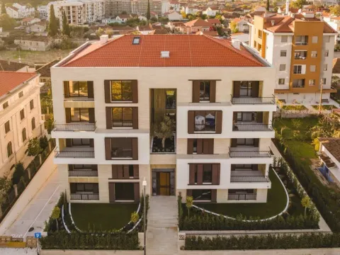 Prodaja, trosoban stan, 148m², Centar, Podgorica - image 20