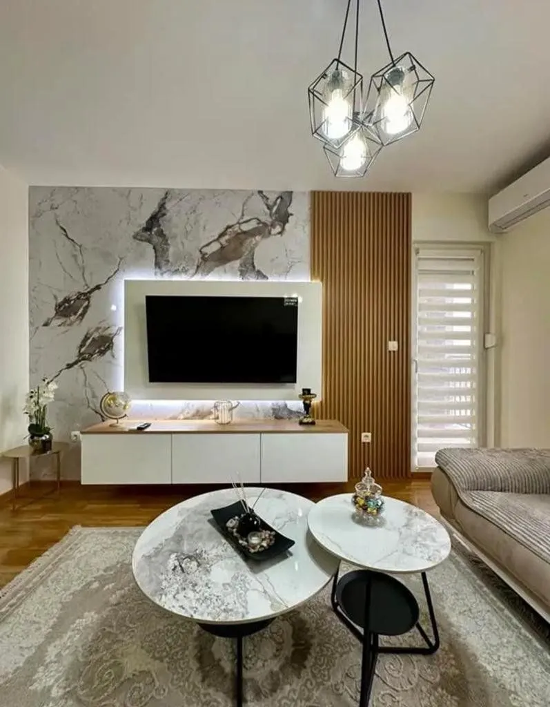 Izdavanje, dvosoban stan, 60m², City Kej, Podgorica