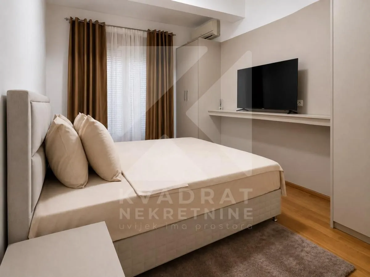 Rent, two bedroom apartment, 74m², 1 maj, Podgorica